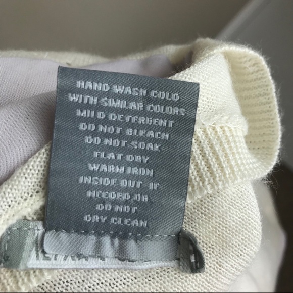 Evelyn & Arthur Lightweight Sweater Medium - Picture 3 of 6